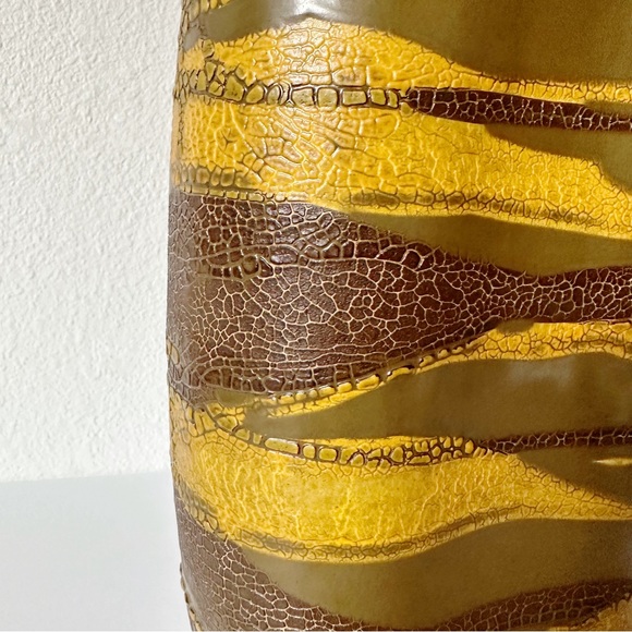 SOLD Ⓜ️ | Vintage 1970’s MCM Royal Haeger Free Form Earth Wrap Pottery Vase - Picture 14 of 14